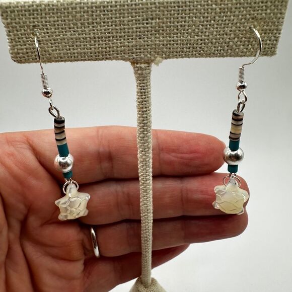 2.25" Revived mother of pearl turtle, turquoise and heishi beaded earrings! - Picture 5 of 12